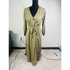 Bella Ella Boutique military green button down midi dress size L
